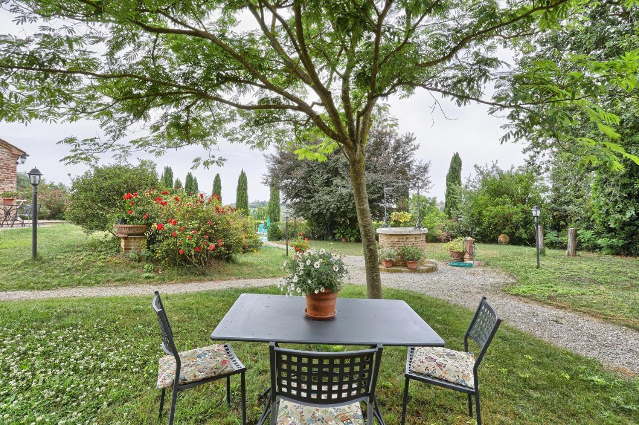 Agriturismo I Fuochi Valiano エクステリア 写真
